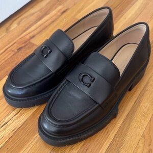 Coach Leah Loafer 🖤